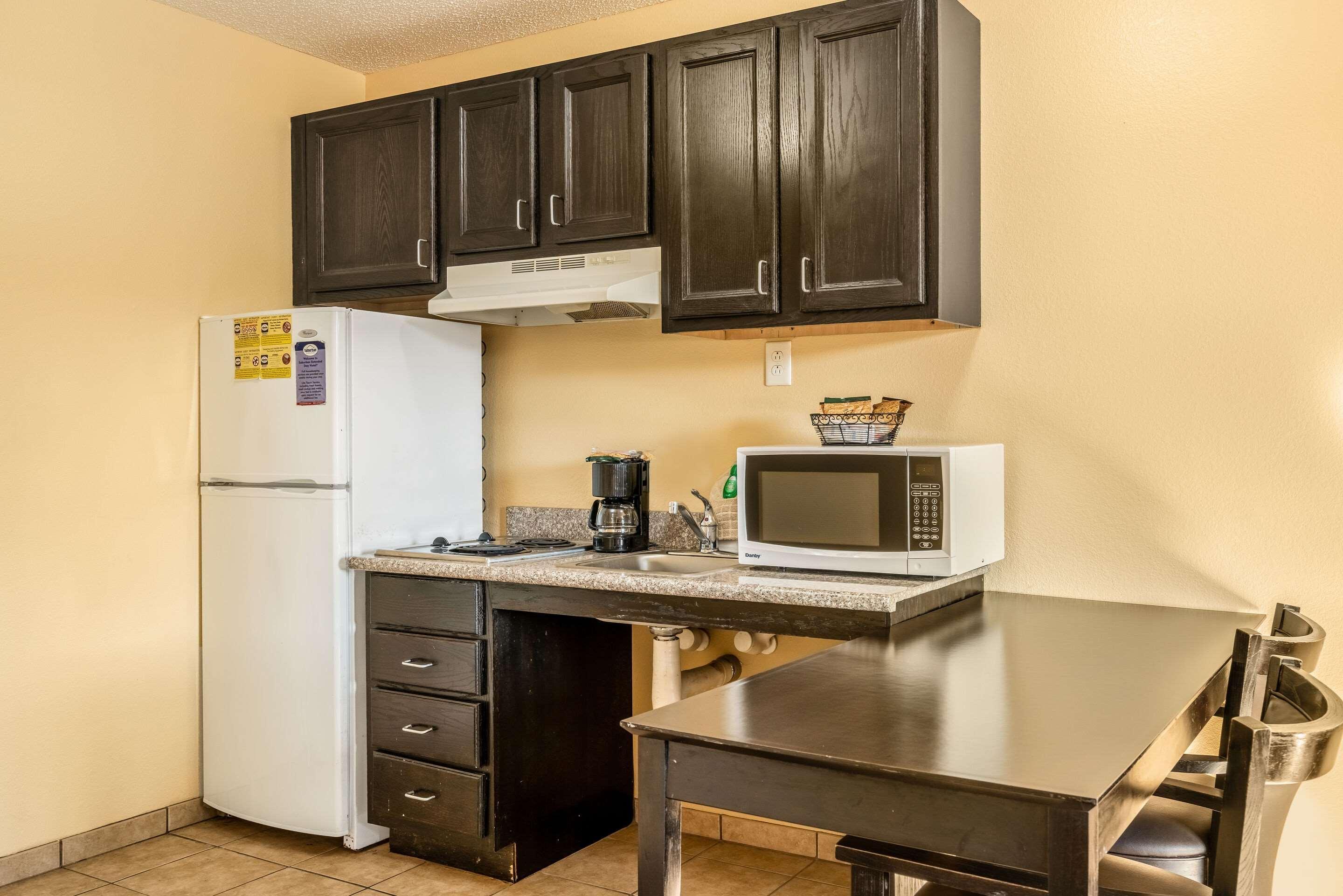Suburban Studios Near Camp Lejeune Jacksonville Ngoại thất bức ảnh