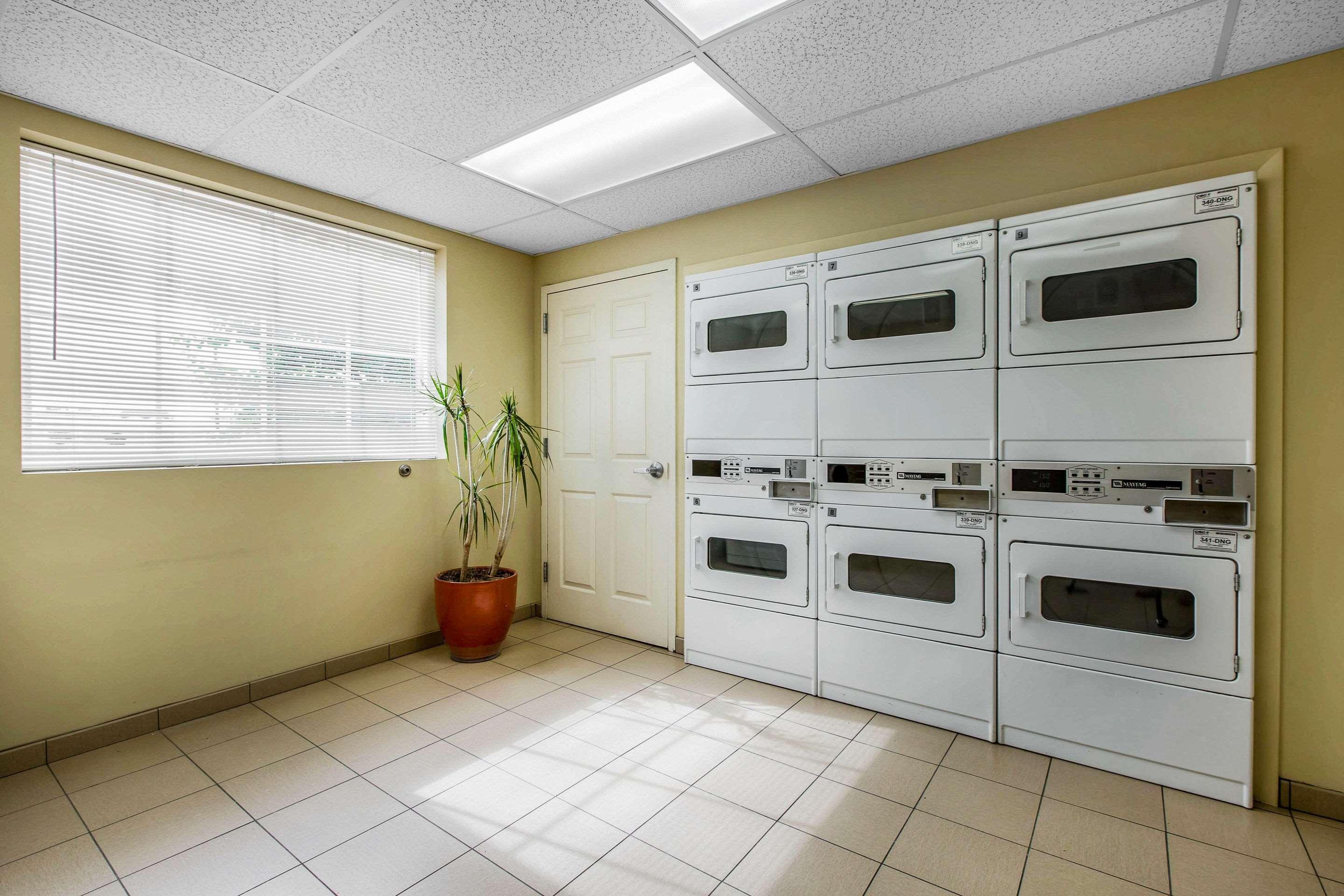 Suburban Studios Near Camp Lejeune Jacksonville Ngoại thất bức ảnh