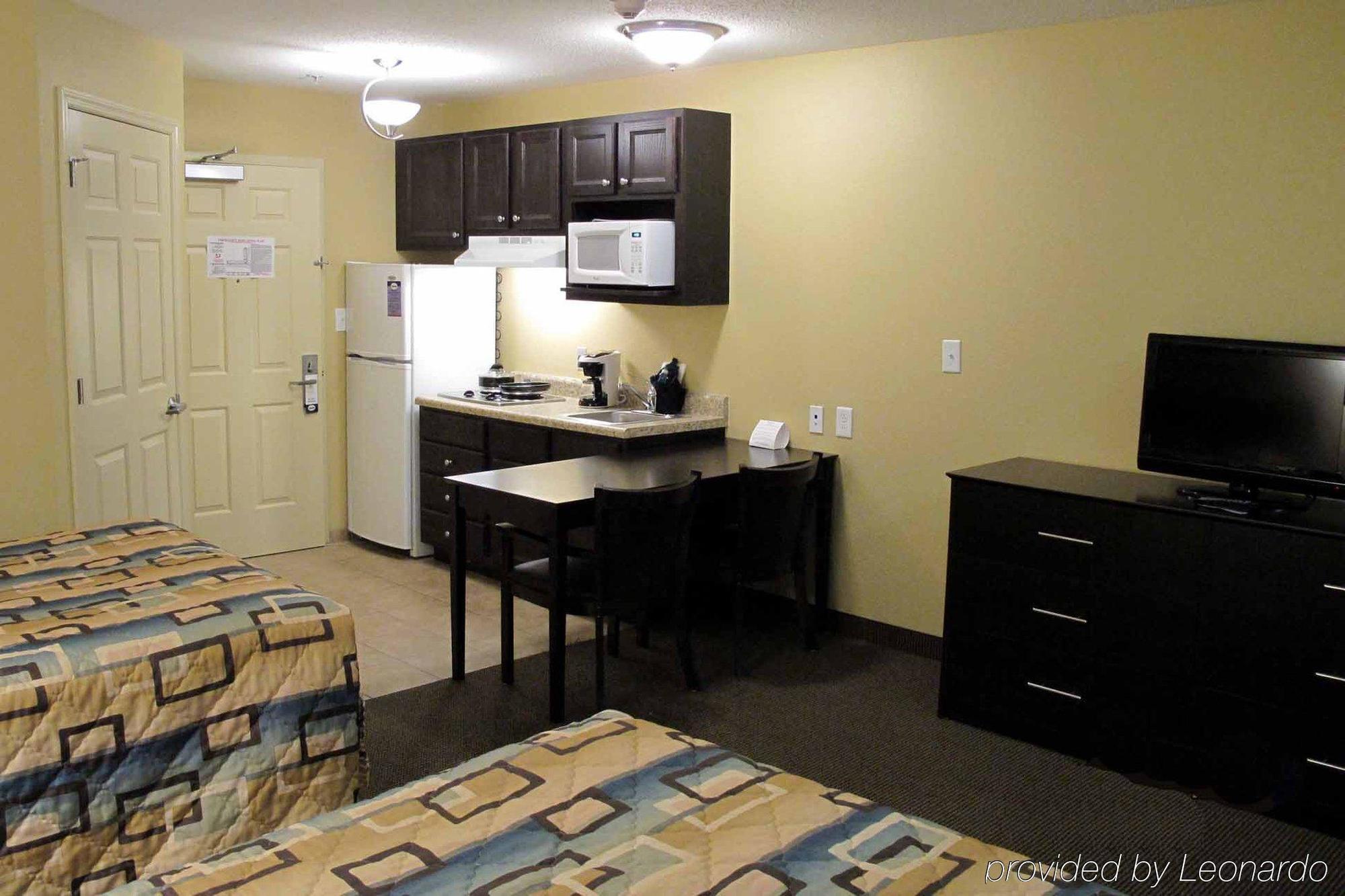 Suburban Studios Near Camp Lejeune Jacksonville Phòng bức ảnh